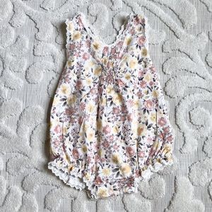 Dylan & Abby floral romper 6-9M NWOT!